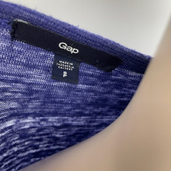 GAP Athleisure Long Sleeve Blue Purple Slightly translucide Tee Casual sz‎ Small - Picture 3 of 7